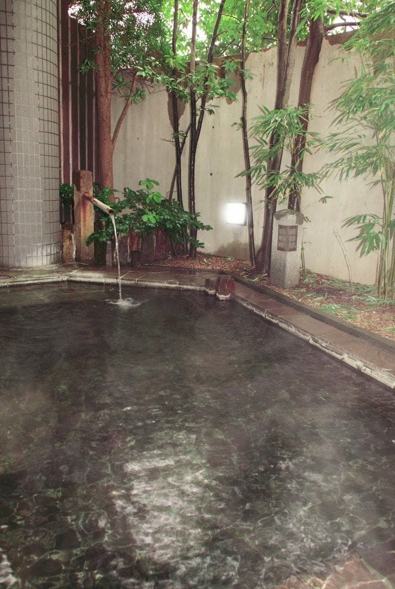 はな道　女性用露天風呂